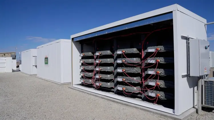 Énergie Solaire & Stockage – PWA Technology Maroc